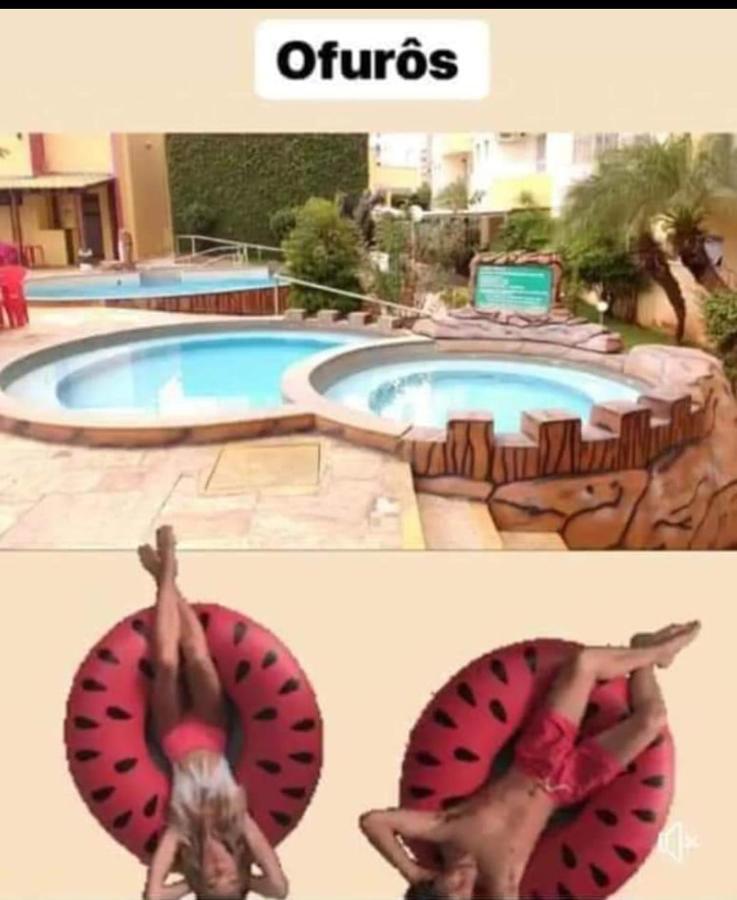 Flat Para Temporada Perto Singapura Shopping Com 7 Piscinas, Bar Molhado, Restaurante - A 3 Min Centro De Caldas Novas! Eksteriør billede