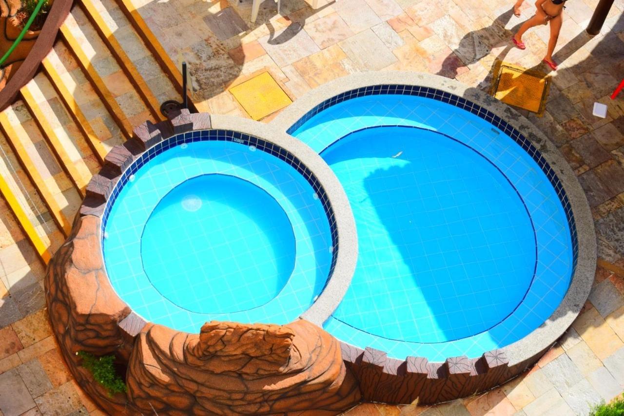 Flat Para Temporada Perto Singapura Shopping Com 7 Piscinas, Bar Molhado, Restaurante - A 3 Min Centro De Caldas Novas! Eksteriør billede
