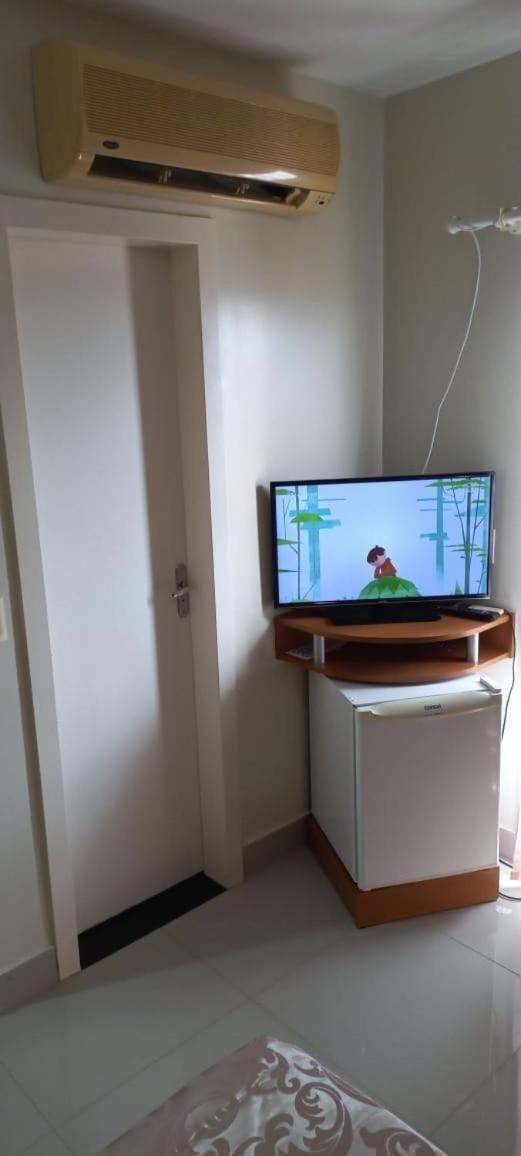 Flat Para Temporada Perto Singapura Shopping Com 7 Piscinas, Bar Molhado, Restaurante - A 3 Min Centro De Caldas Novas! Eksteriør billede